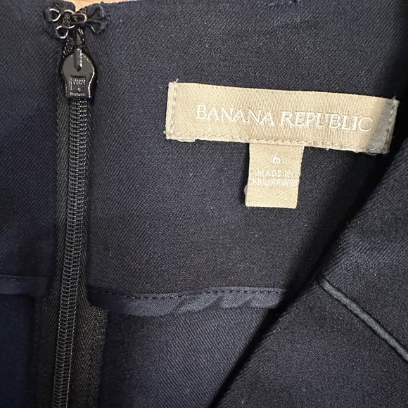 Banana Republic navy blue sleeveless dress. - Picture 2 of 3